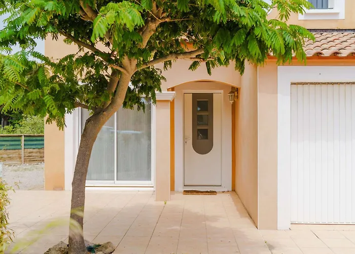 Villa Spacieuse 4 Pieces, 6 Couchages, Terrasses Ensoleillees, Animaux Acceptes, Parking, Proche - Fr-1-409-127