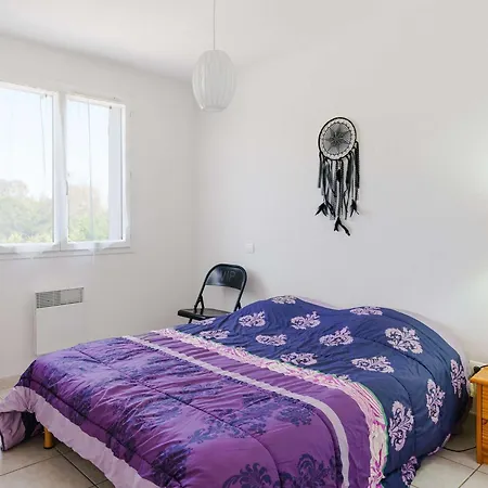 Spacieuse 4 Pieces, 6 Couchages, Terrasses Ensoleillees, Animaux Acceptes, Parking, Proche - Fr-1-409-127 *